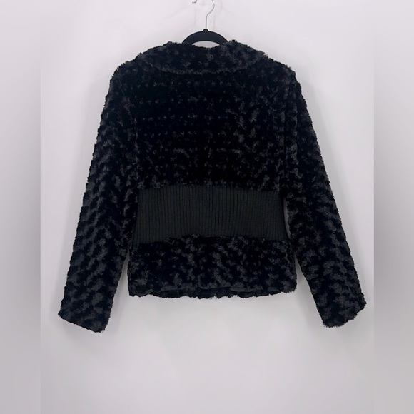 SOLITAIRE Faux Fur Jacket - Picture 4 of 4